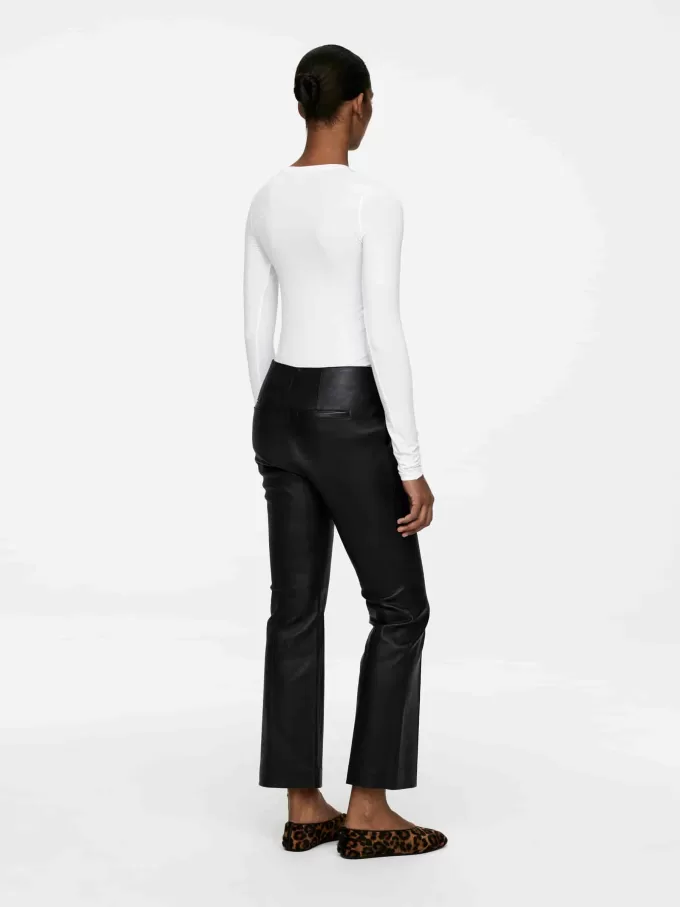 NIVA Fitted T-Shirt NIVA Fitted T-Shirt