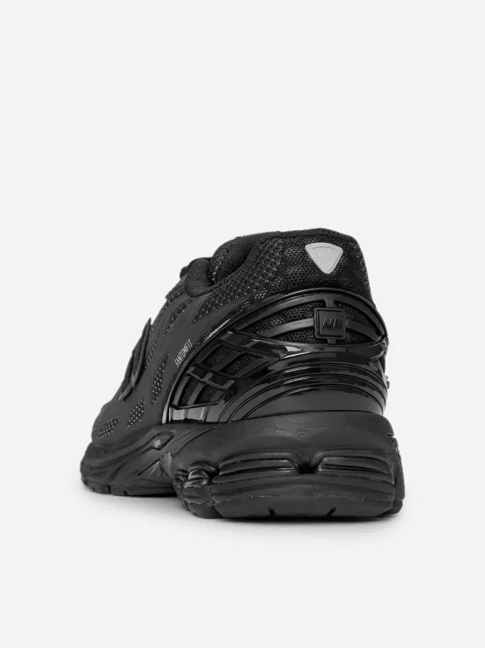 New Balance 1906W Phantom Fit Trainers New Balance 1906W Phantom Fit Trainers