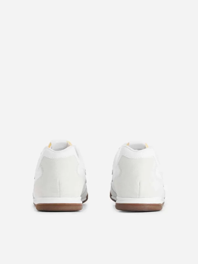 New Balance RC42 Trainers