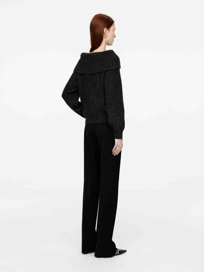 Off-Soulder Rib Jumper Off-Soulder Rib Jumper