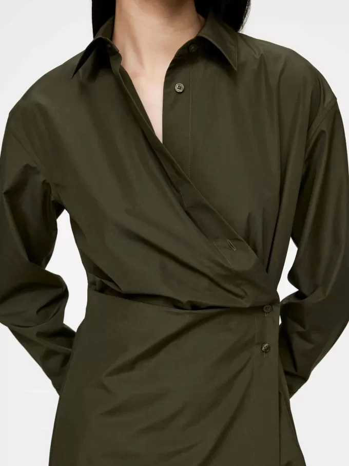 Omlottklänning i midi Omlottklänning i midi