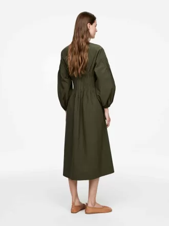 Pintuck klänning Pintuck klänning