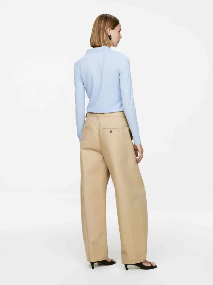 Ribbstickad pikétröja