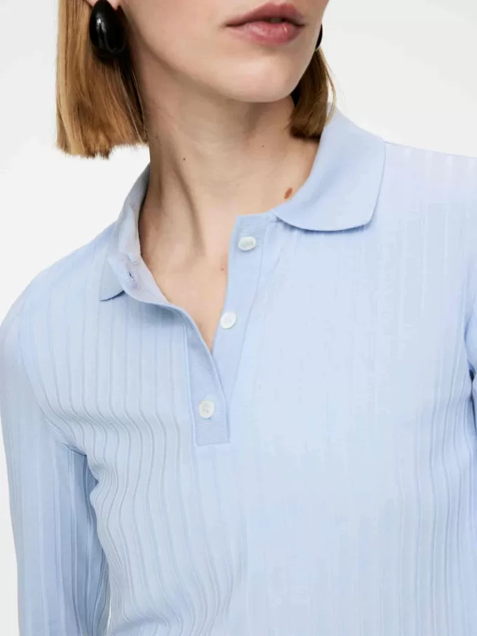 Ribbstickad pikétröja