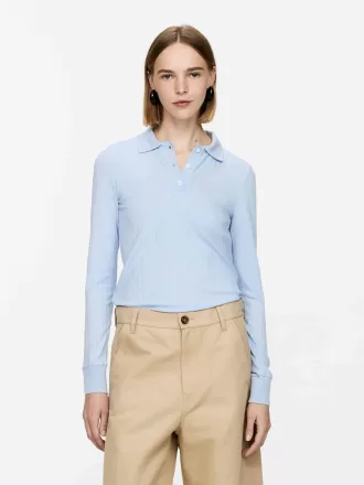 Ribbstickad pikétröja