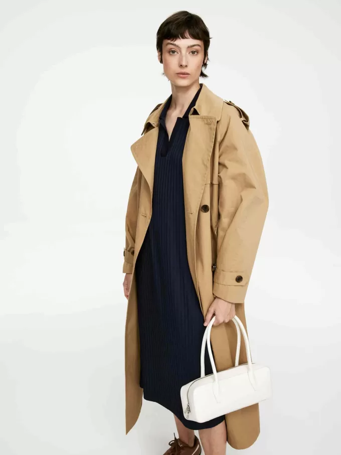 Ribbstickad poloklänning Ribbstickad poloklänning