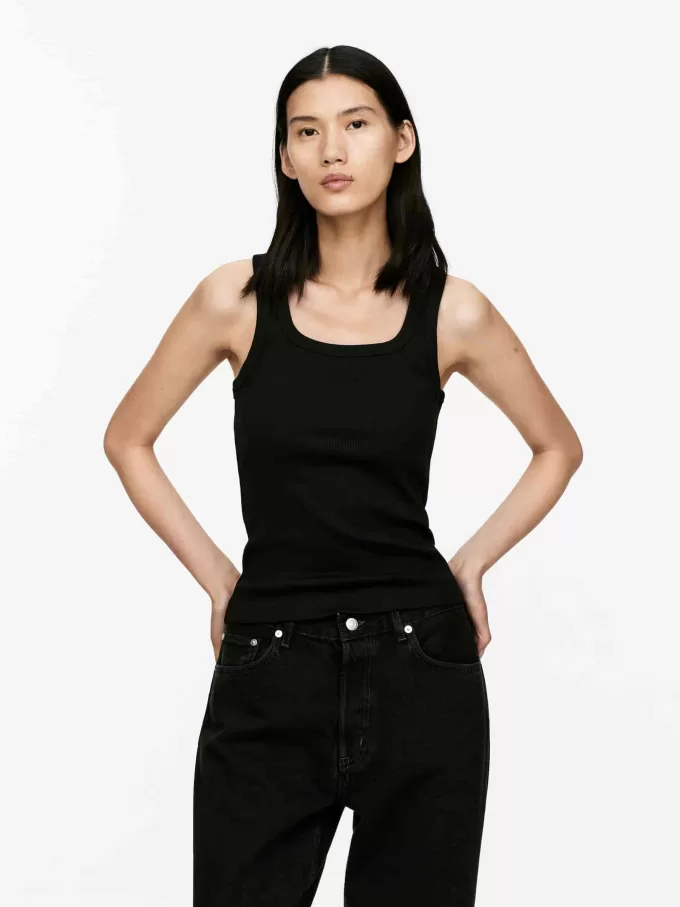 Ribbstickat linne Ribbstickat linne