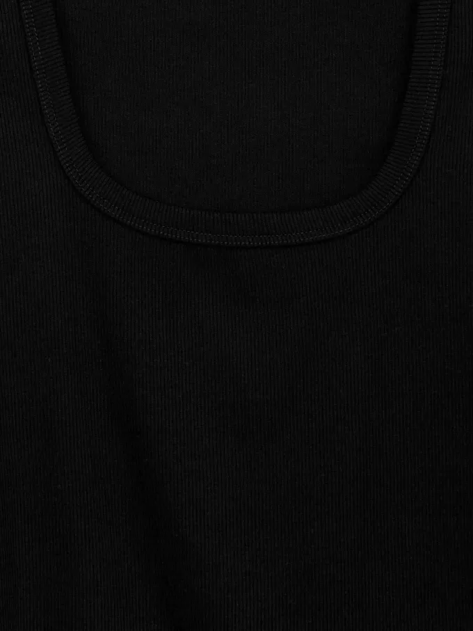 Ribbstickat linne Ribbstickat linne