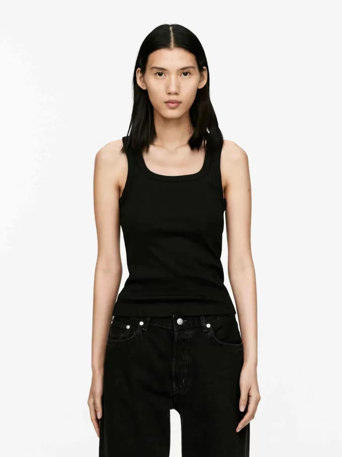 Ribbstickat linne Ribbstickat linne