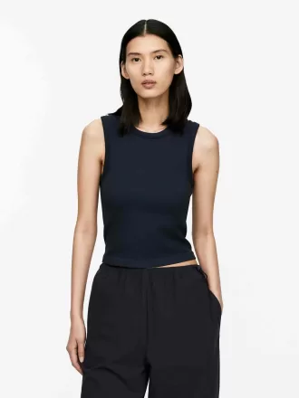 Ribbstickat sömlöst linne