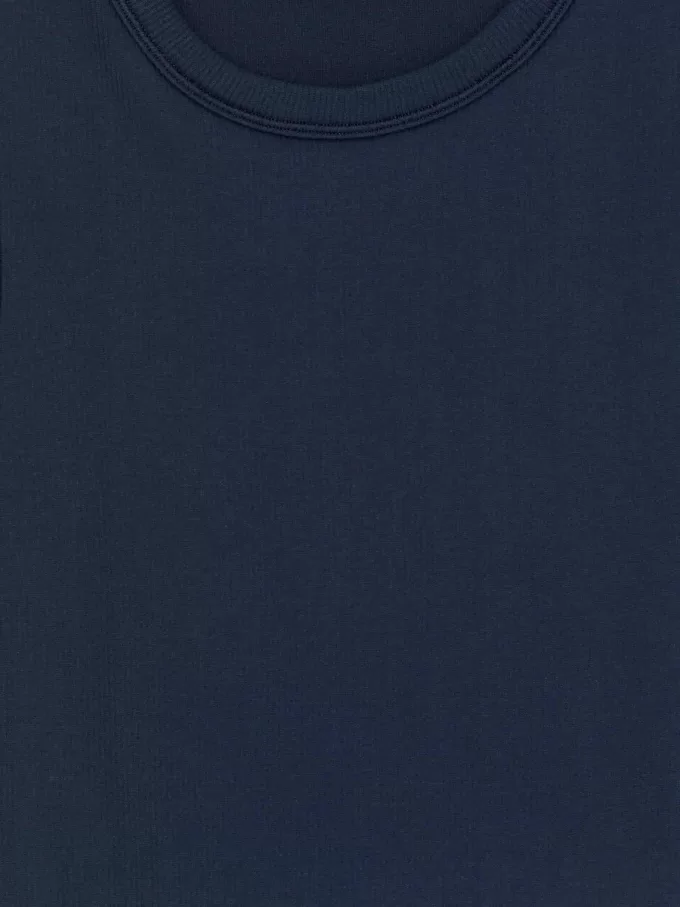 Ribbstickat sömlöst linne Ribbstickat sömlöst linne