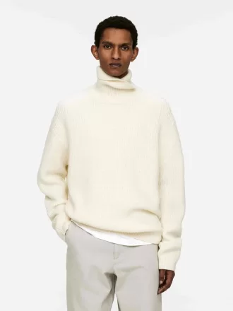 Rullhalsad tröja i kraftig ull