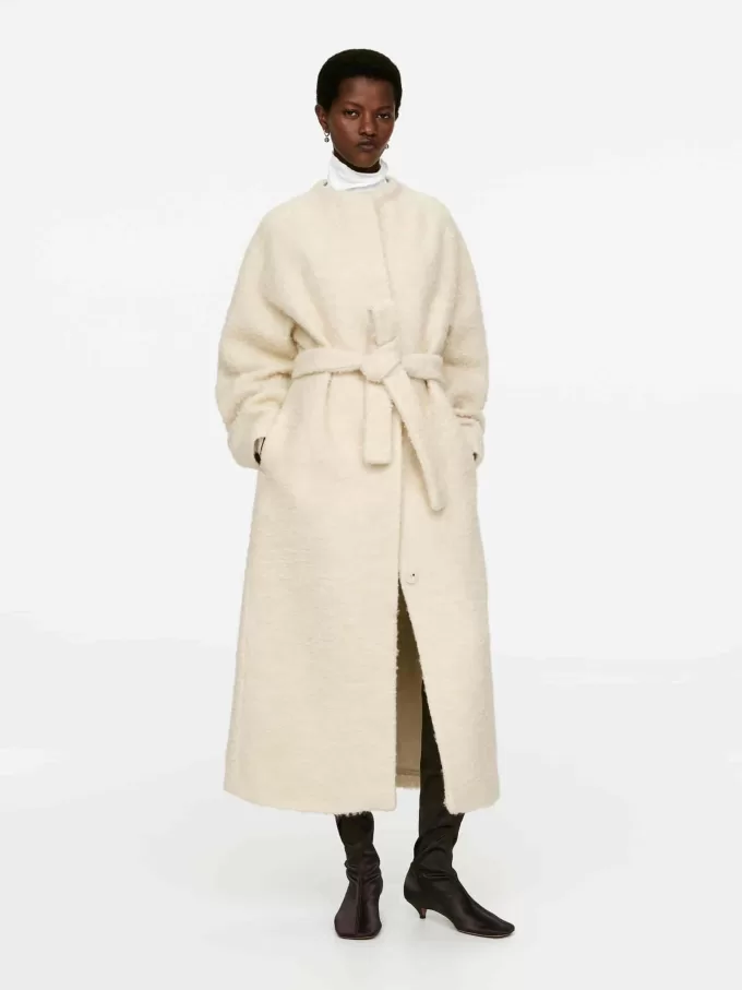 Satinstövlar över knäet Satinstövlar över knäet