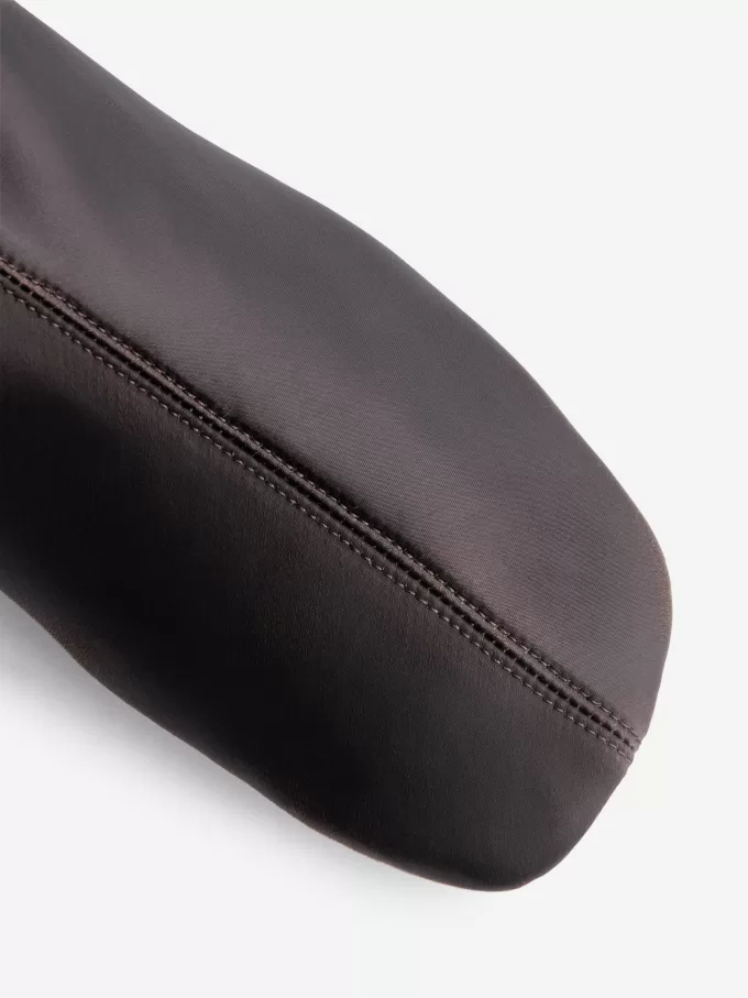 Satinstövlar över knäet Satinstövlar över knäet