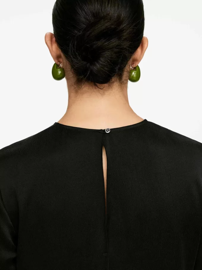 Sidenklänning Sidenklänning