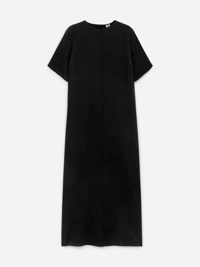 Sidenklänning Sidenklänning