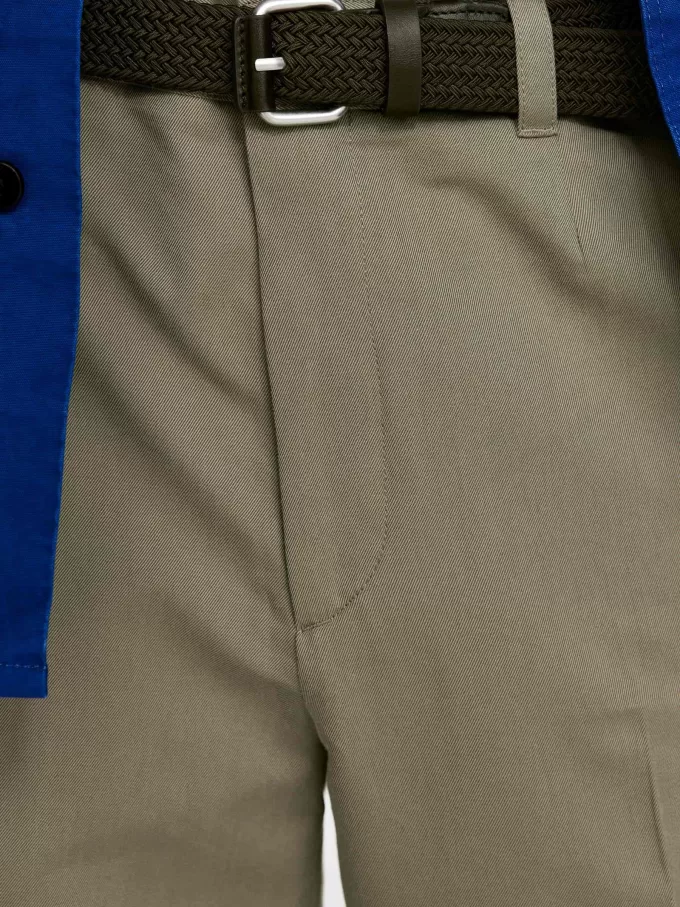 Skräddarsydda byxor med bred passform Skräddarsydda byxor med bred passform