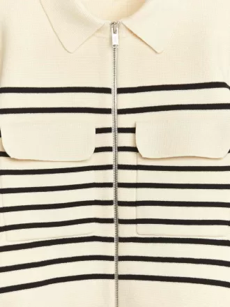 Stickad bomullsjacka Stickad bomullsjacka