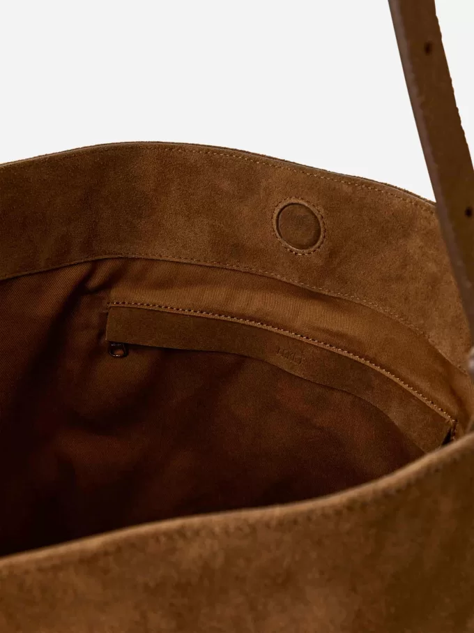 Tygväska i mocka Tygväska i mocka