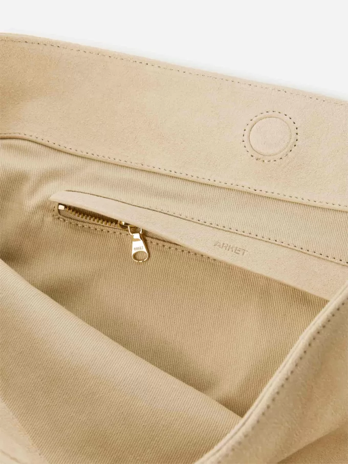 Tygväska i mocka Tygväska i mocka