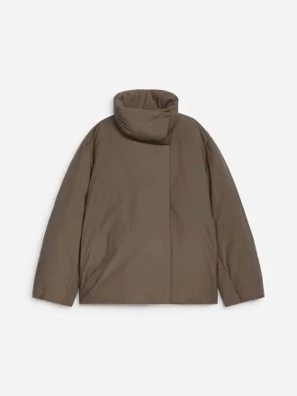 Upcycled dunjacka med hög krage Upcycled dunjacka med hög krage