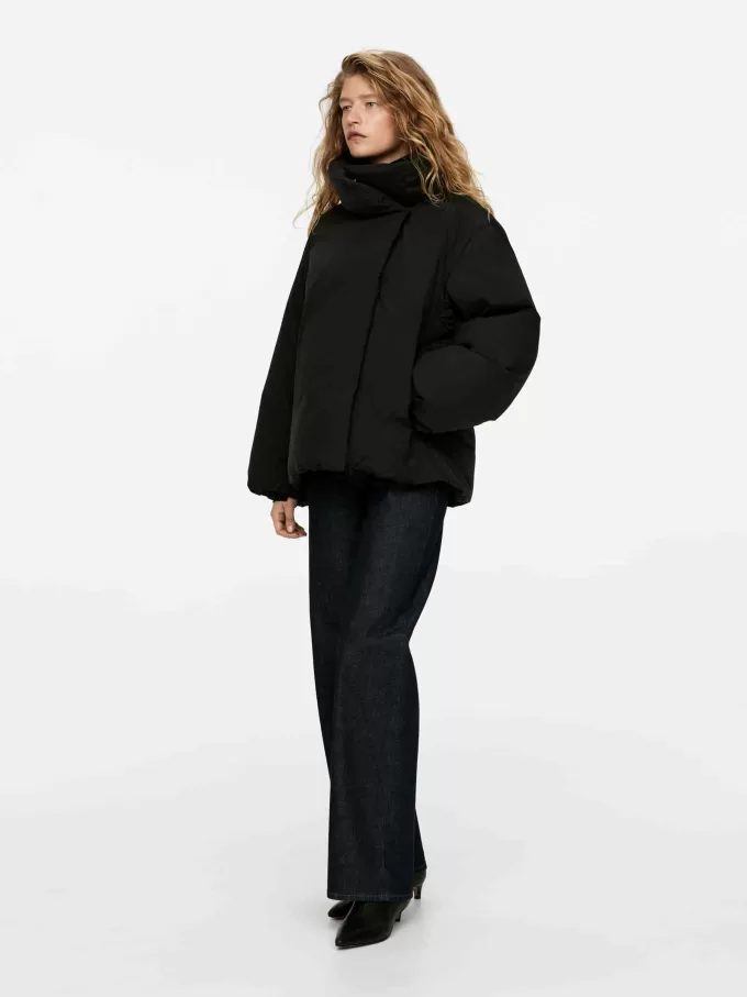 Upcycled dunjacka med hög krage Upcycled dunjacka med hög krage