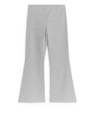 Utsvängda ribbleggings Utsvängda ribbleggings