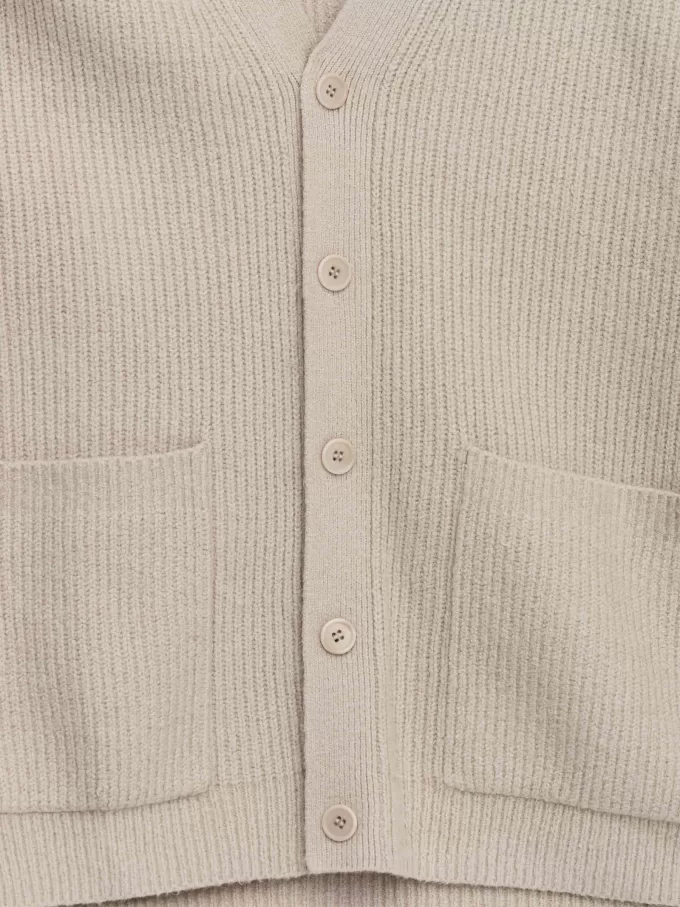 V-ringad cardigan V-ringad cardigan