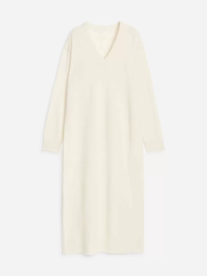 V-ringad ullklänning V-ringad ullklänning