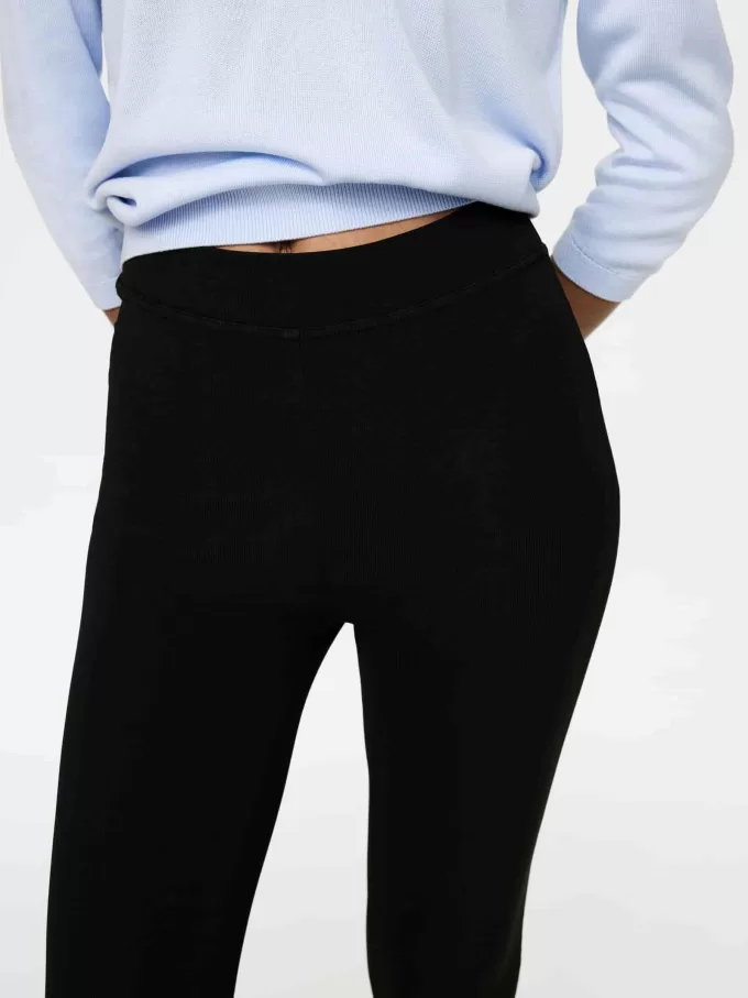 Zip-Detail Leggings